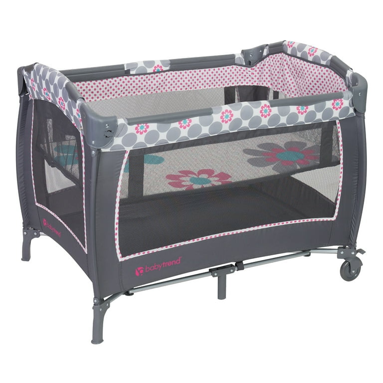 Baby Trend Lil Snooze Deluxe II Nursery Center Playard with Changer and Bassinet, Daisy Dots Pink