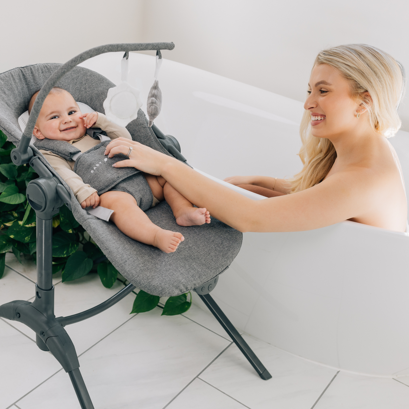 Bloom Soothing Adjustable Infant Seat-Charcoal Tweed