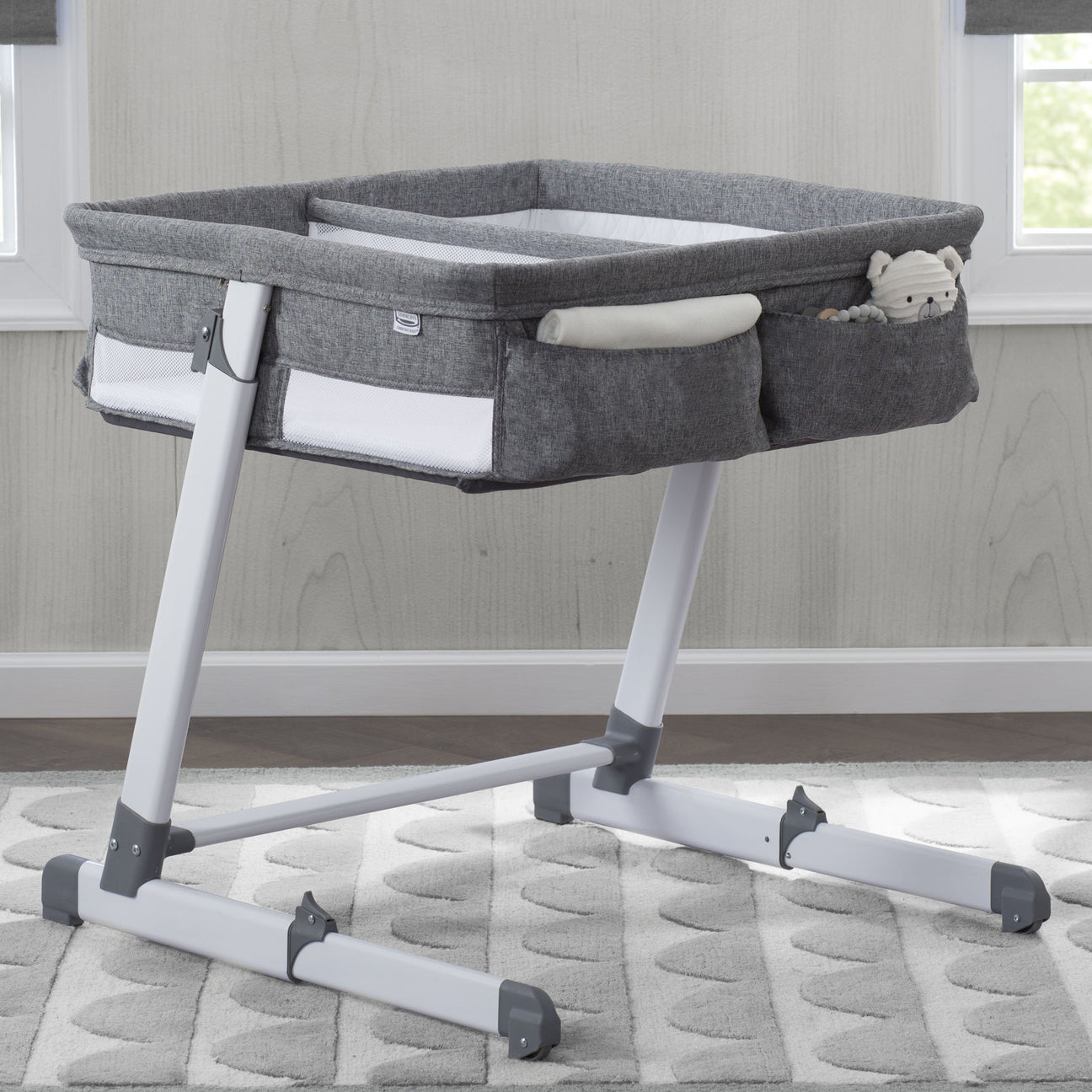 Simmons Kids
By The Bed Twin City Sleeper Bassinet